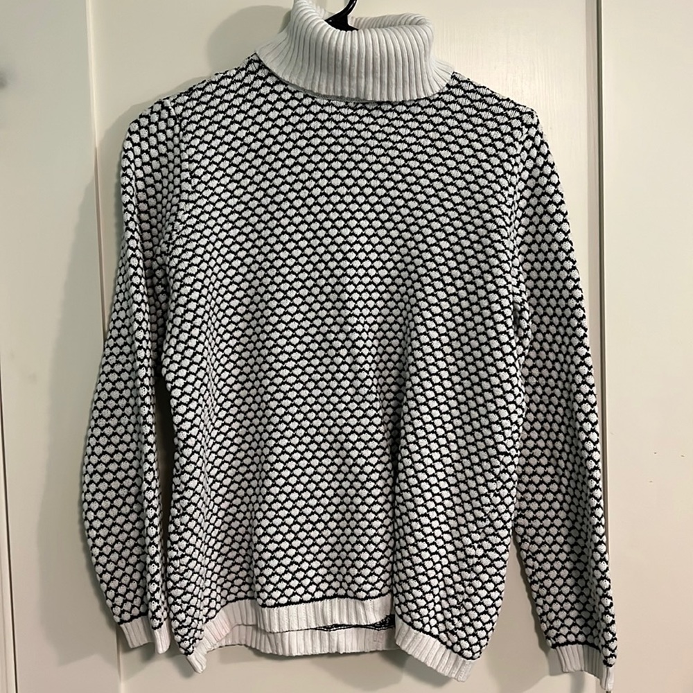 Women’s cotton sweater